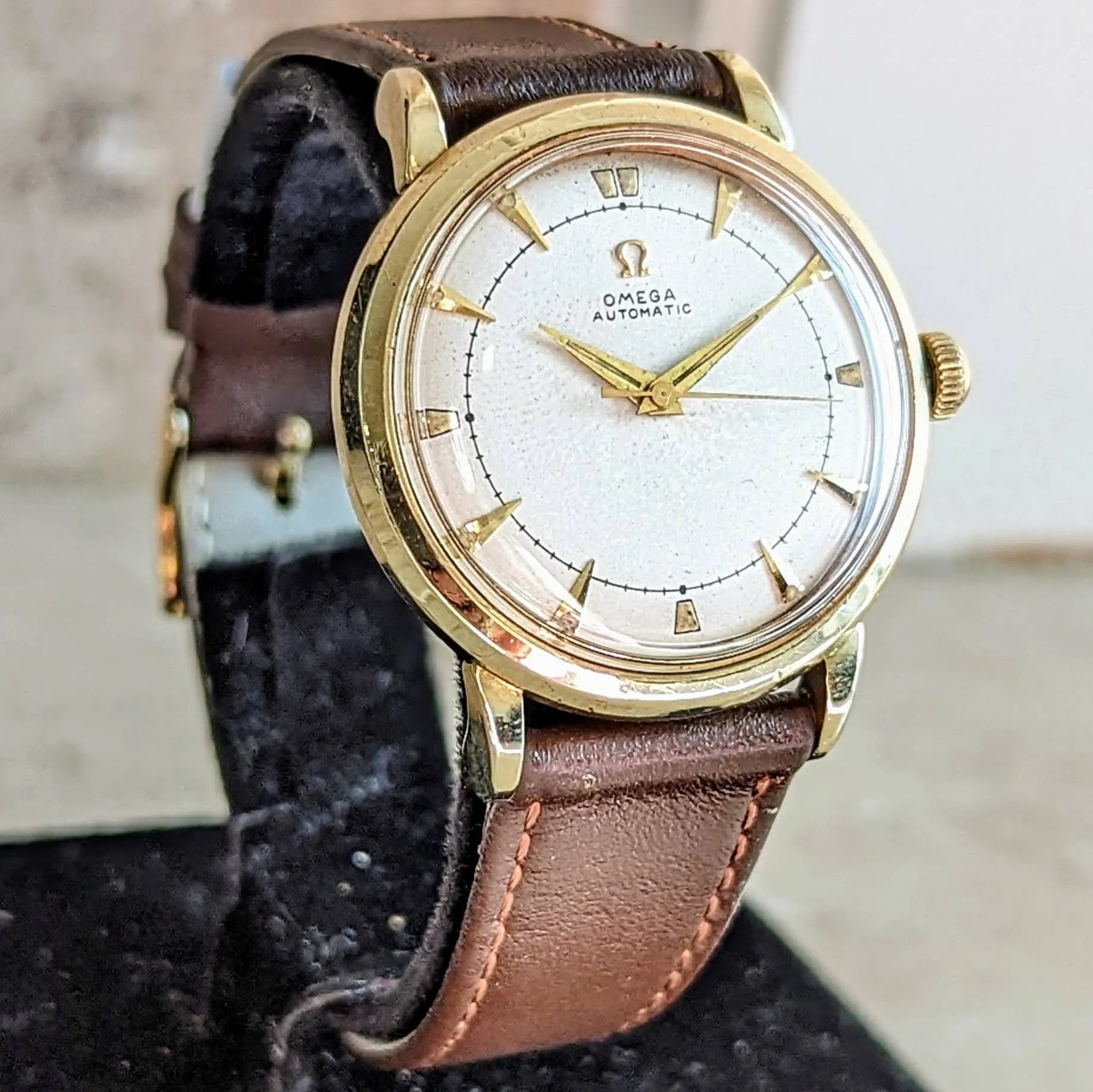 1950 OMEGA Bumper Automatic Watch Cal. 351 Self-Winding Wristwatch