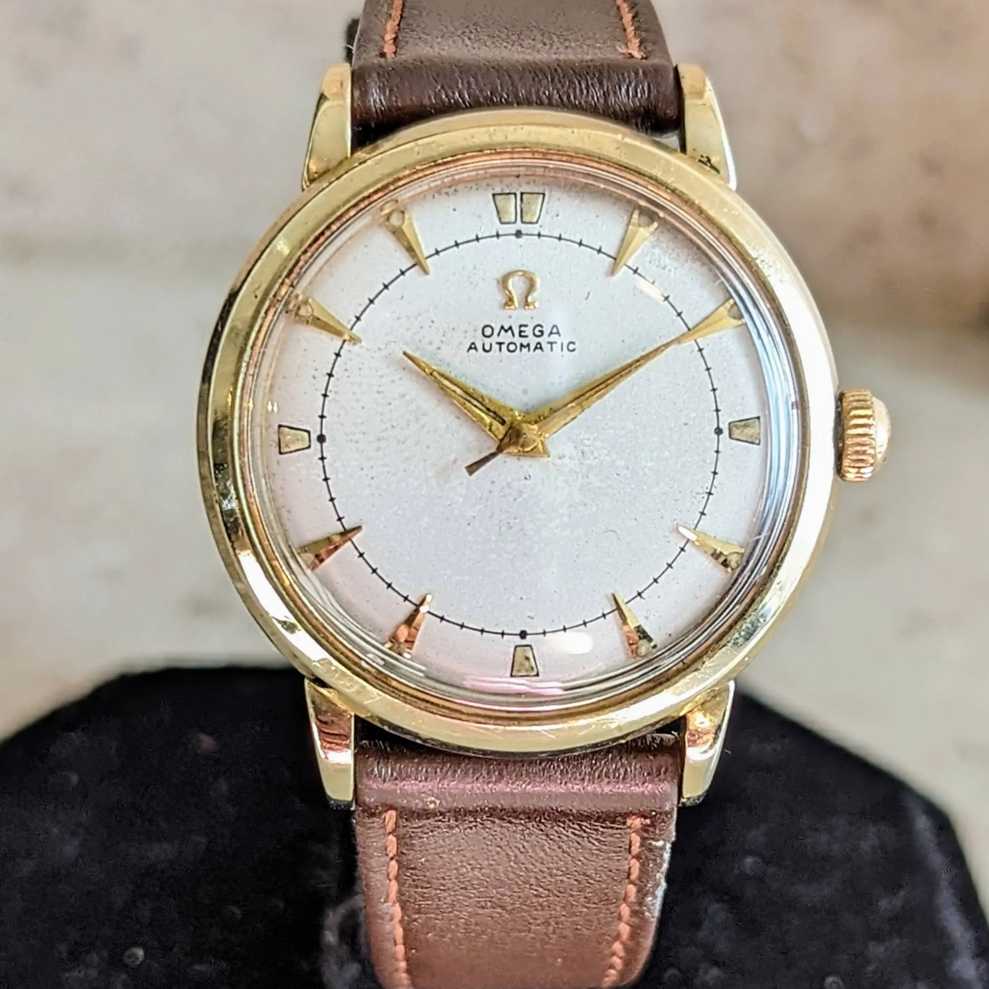 1950 OMEGA Bumper Automatic Watch Cal. 351 Self-Winding Wristwatch