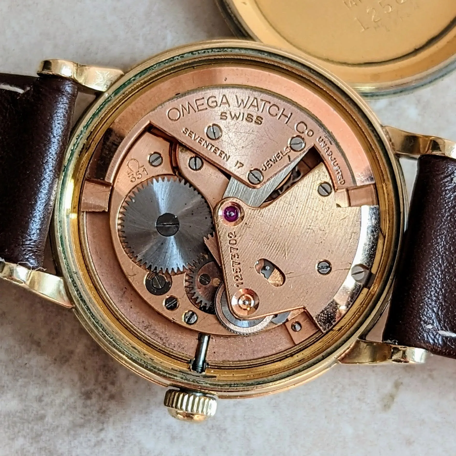 1950 OMEGA Bumper Automatic Watch Cal. 351 Self-Winding Wristwatch
