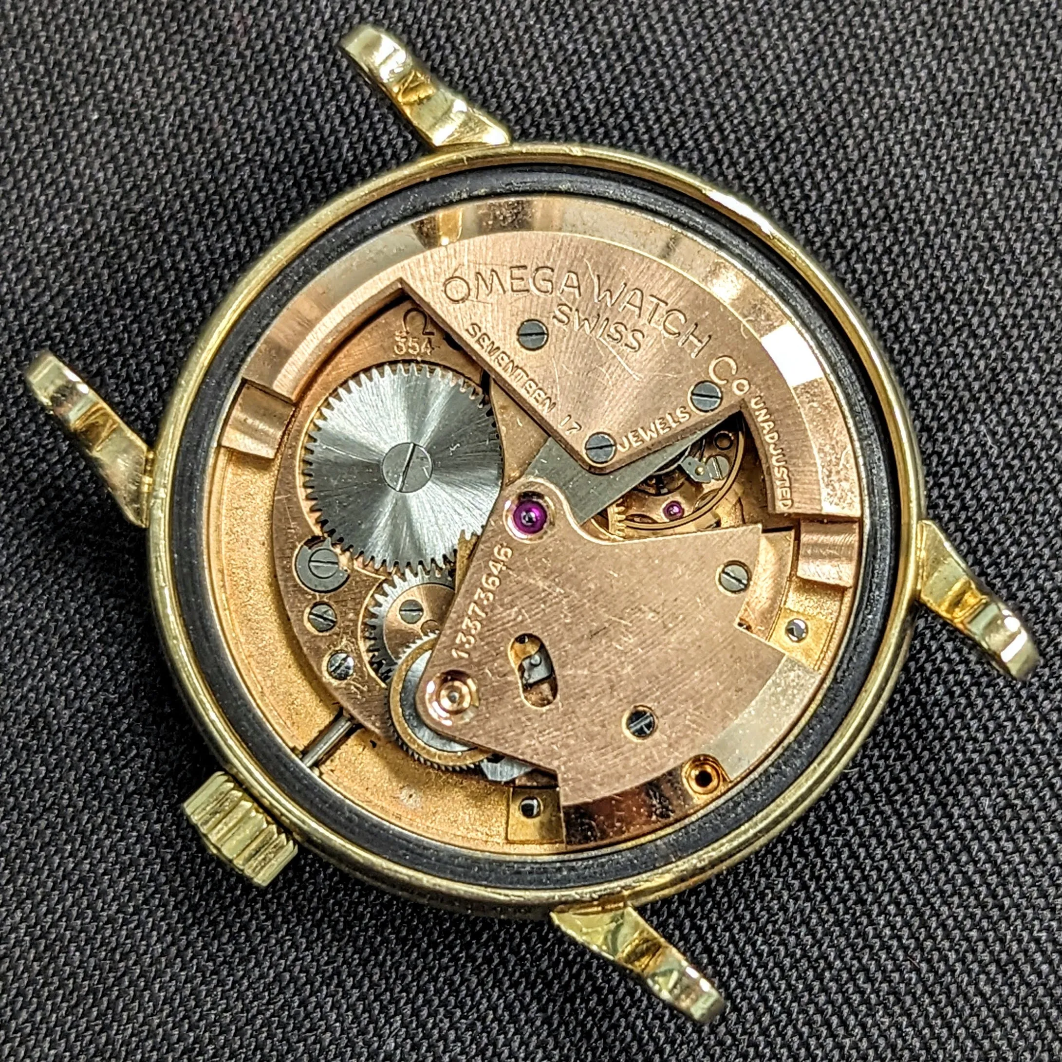 1952 OMEGA Automatic Wristwatch 14K SOLID GOLD Ref. G6525 Vintage Bumper Automatic Wristwatch