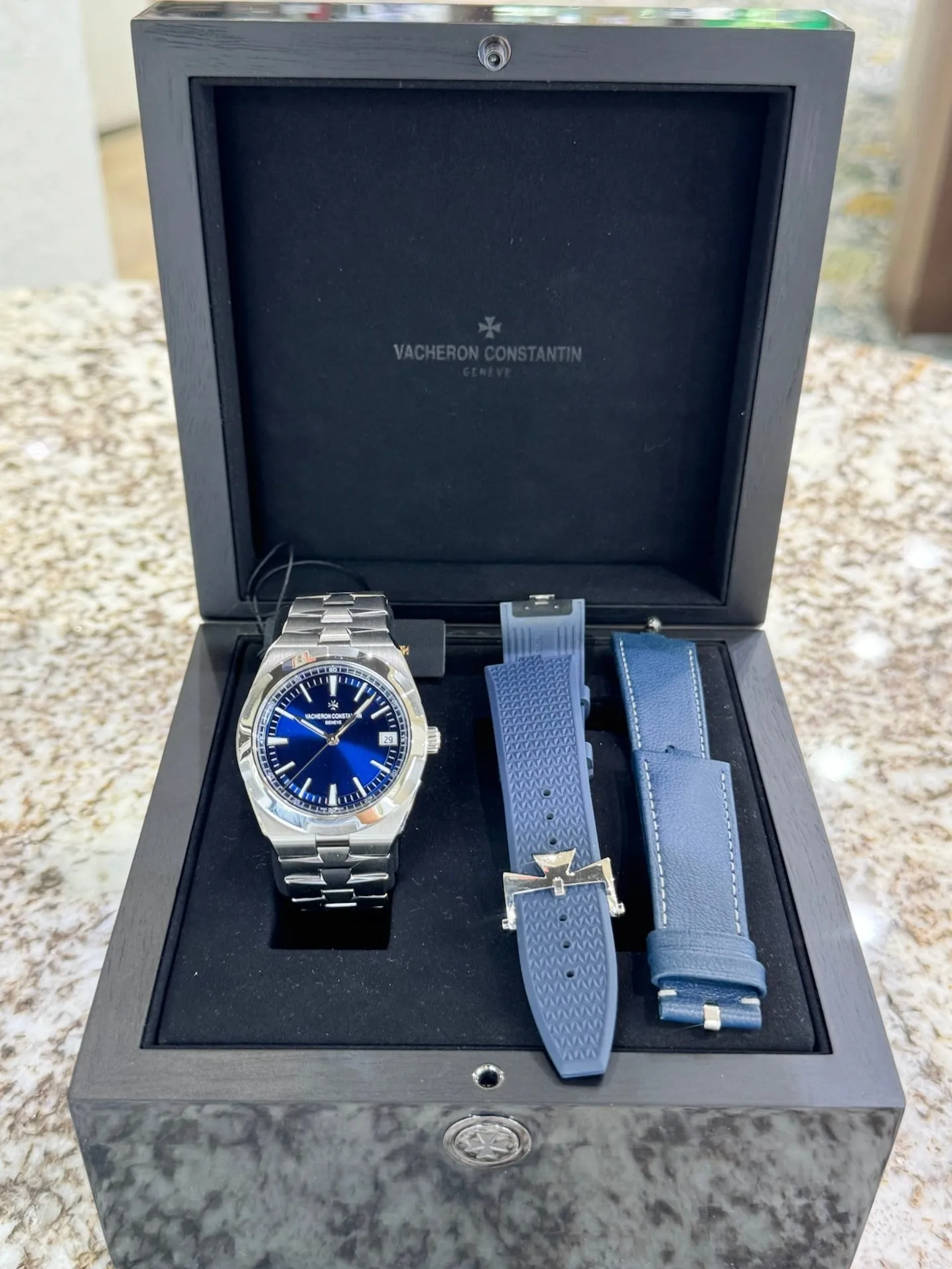 2023 Vacheron Constantin Overseas Automatic 4500V