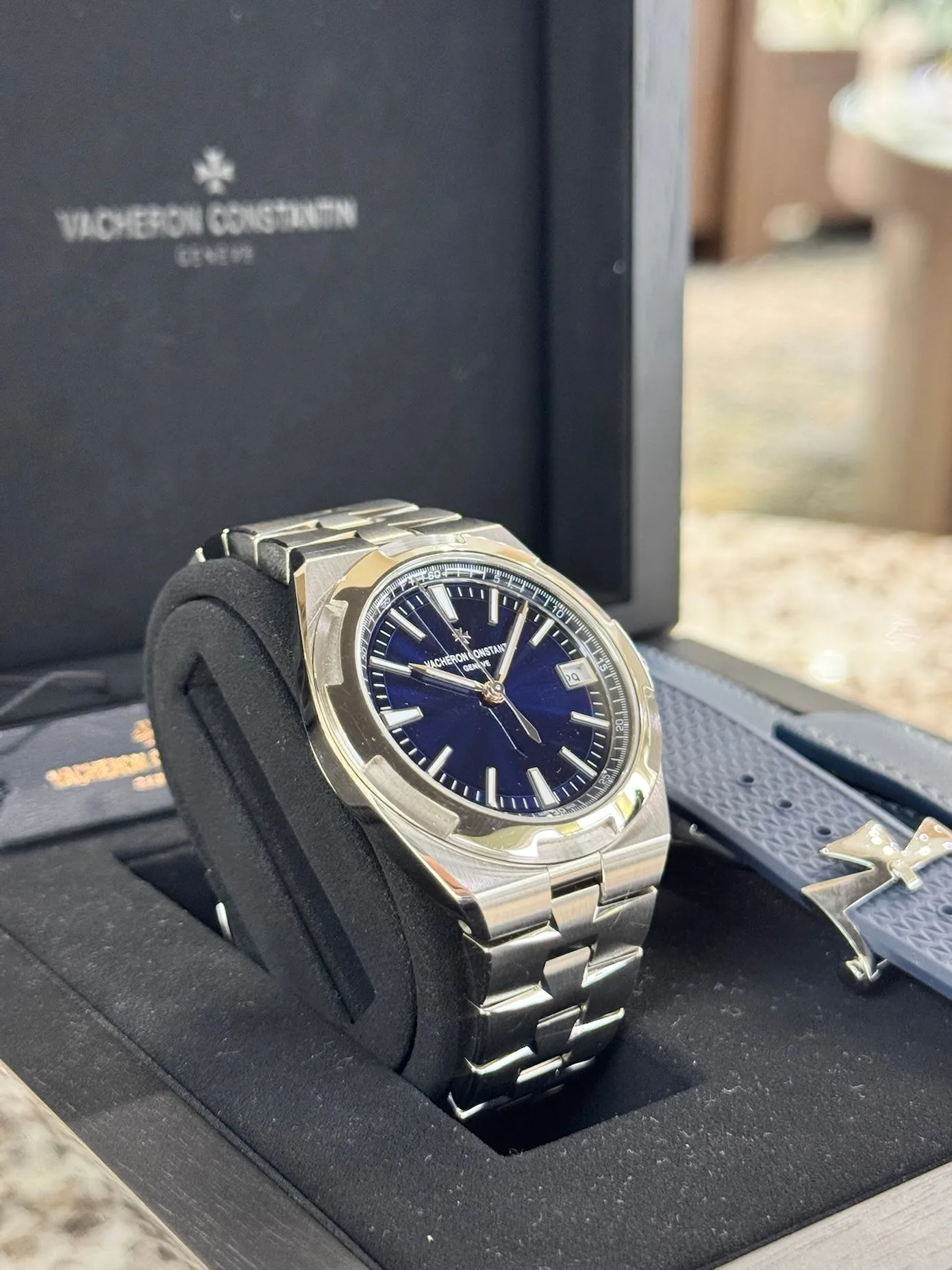 2023 Vacheron Constantin Overseas Automatic 4500V
