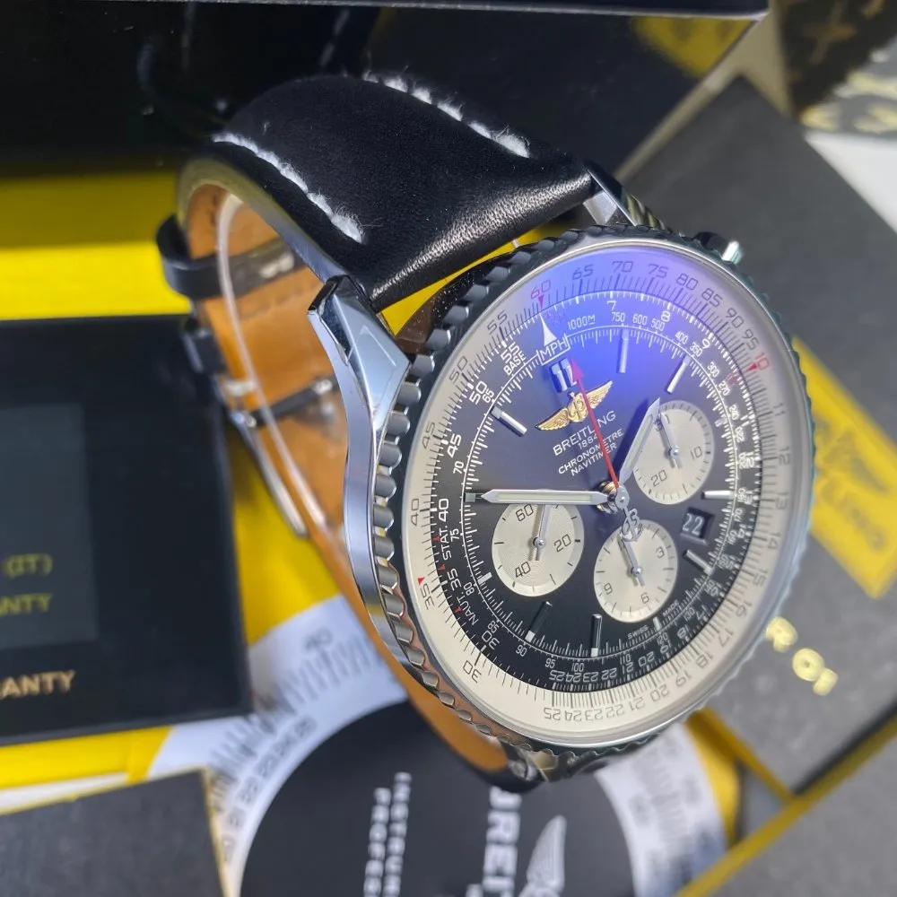 Breitling Navitimer 01 AB012721 (2017)