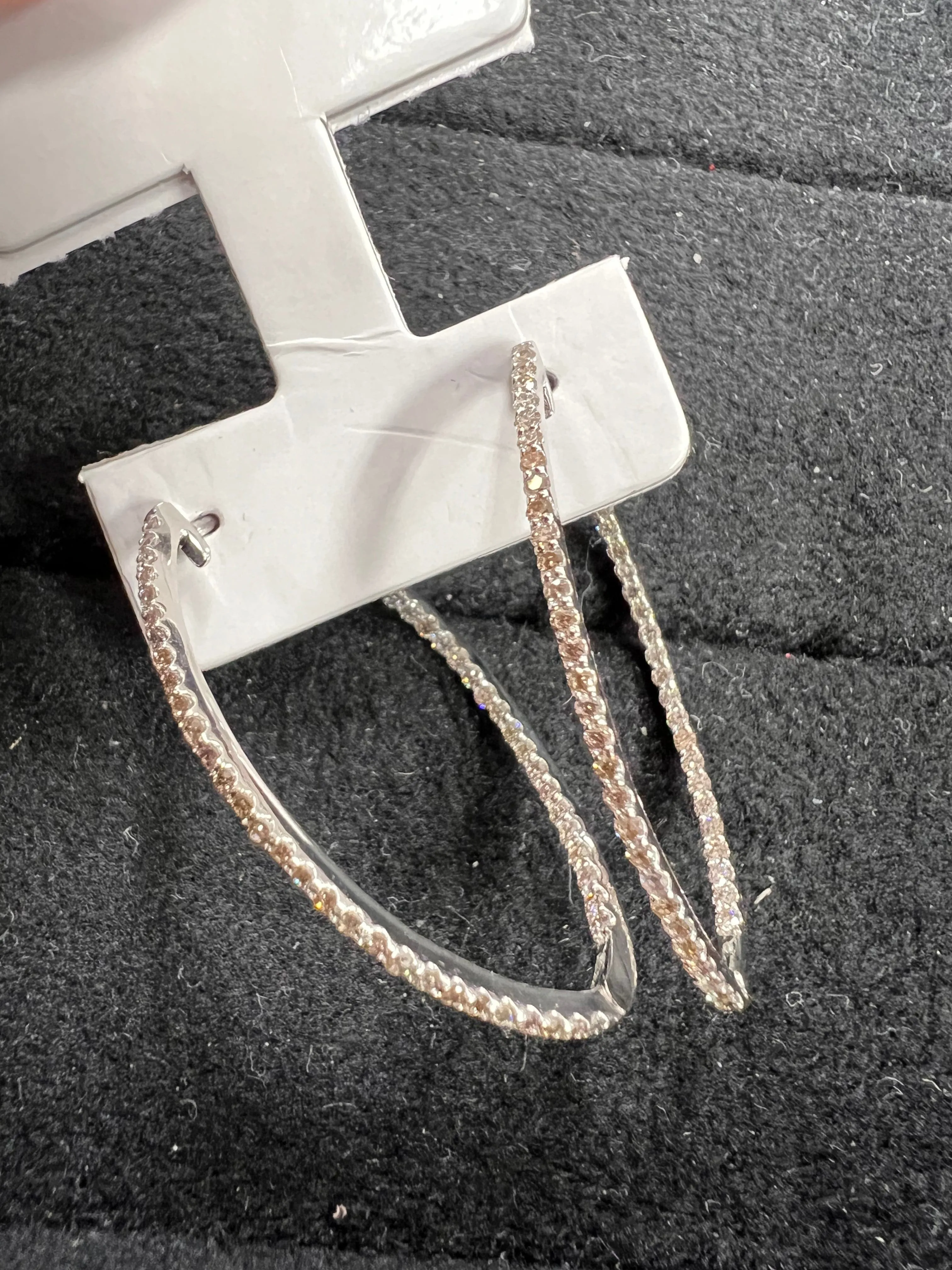 Large Font Back Diamond Hoops Pointed PT900 E035210